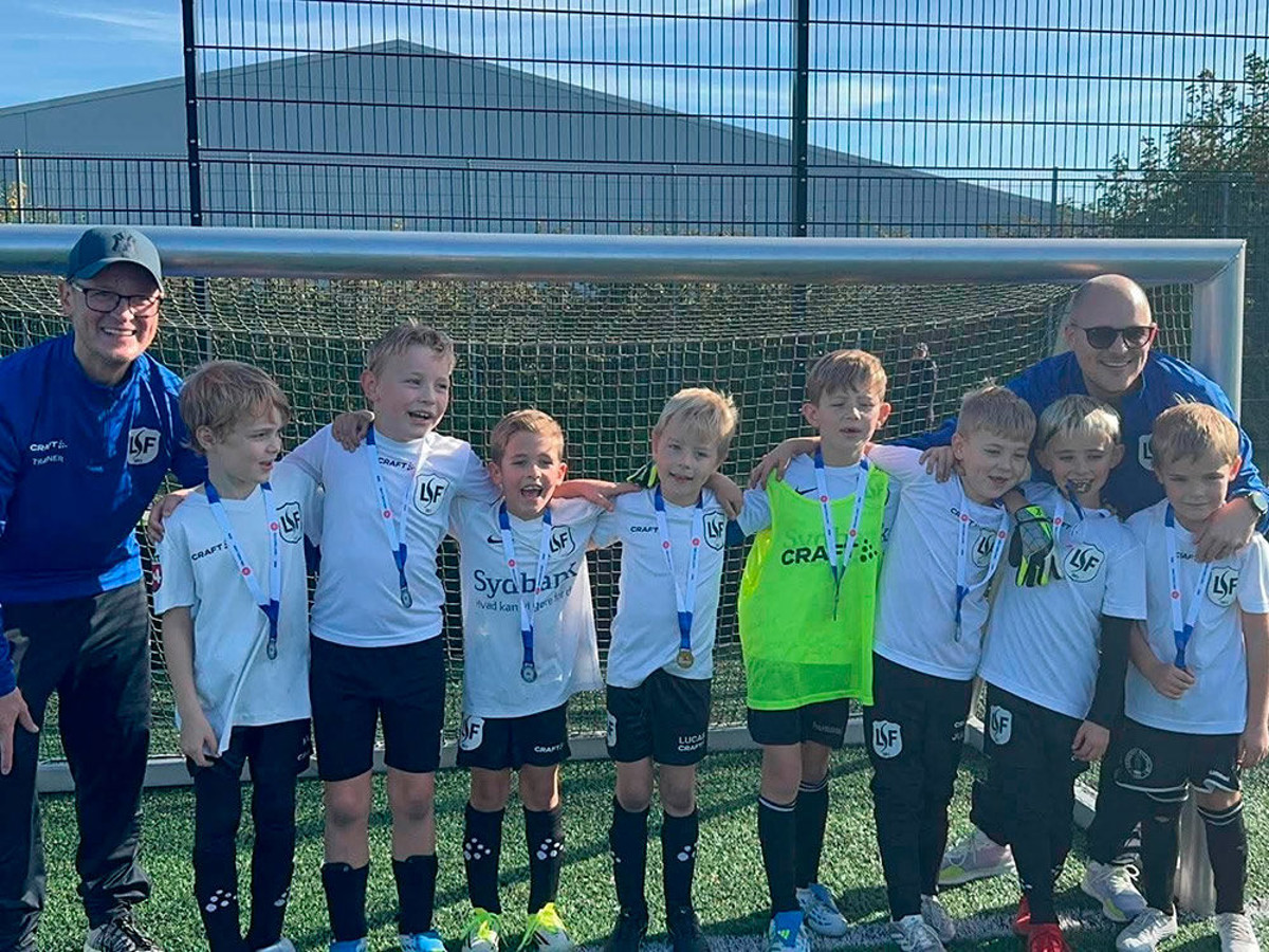 LSF U8 havde hele 21 drenge til stævne i weekenden! 