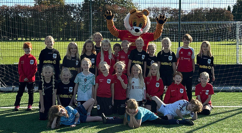 U8-U9-pigerne på fodboldweekend