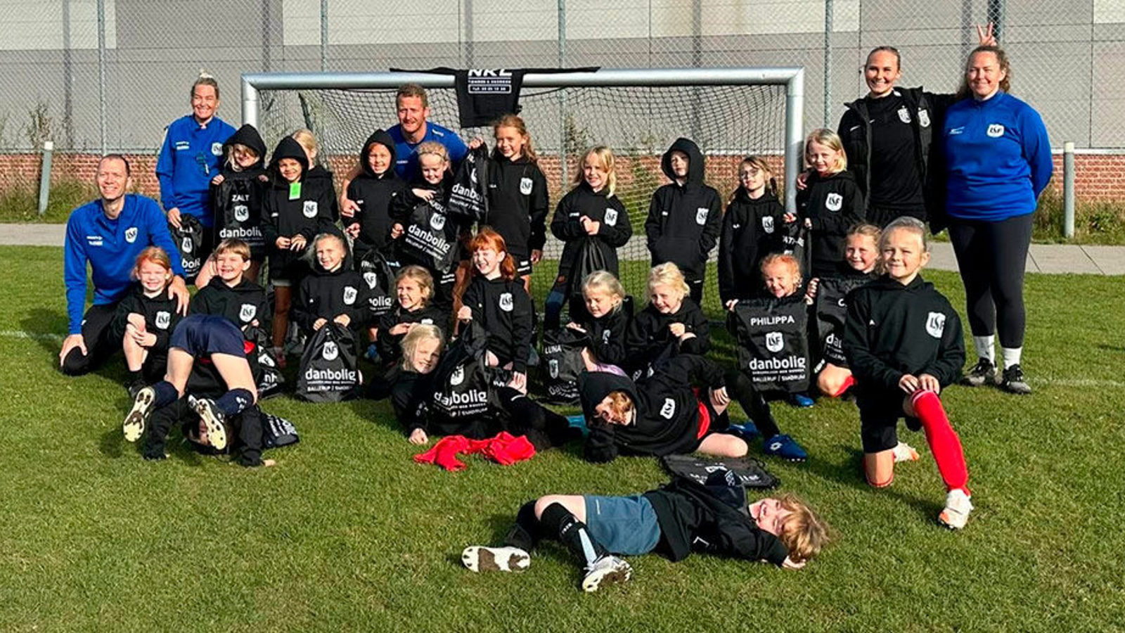 u7p-u8p-camp-a.jpg